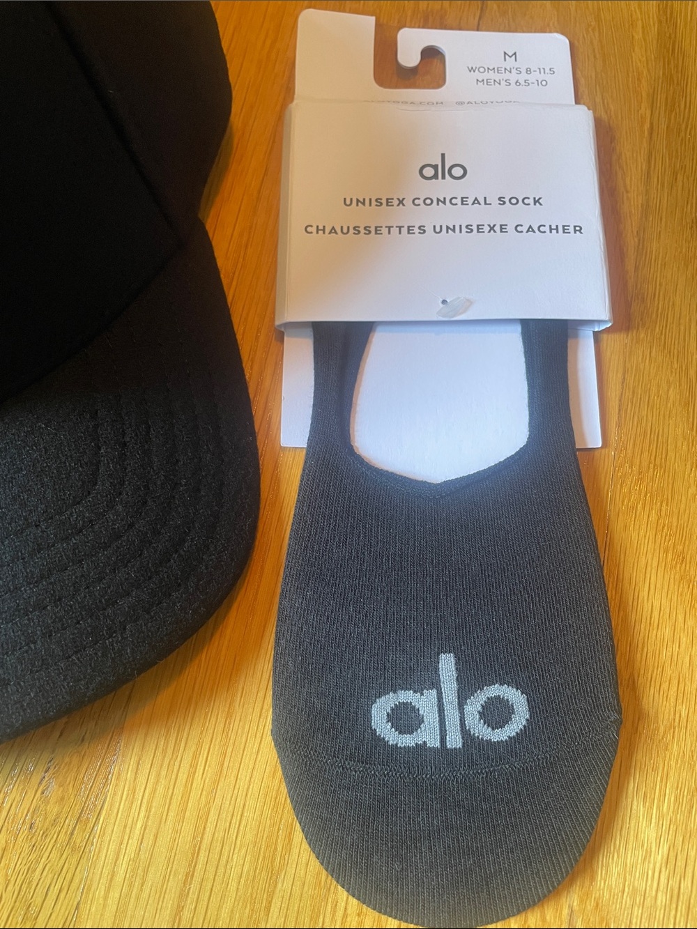 NWT New with Tags ALO Yoga Baseball Cap Wool District Trucker Hat & Conceal Sock - Picture 2 of 10